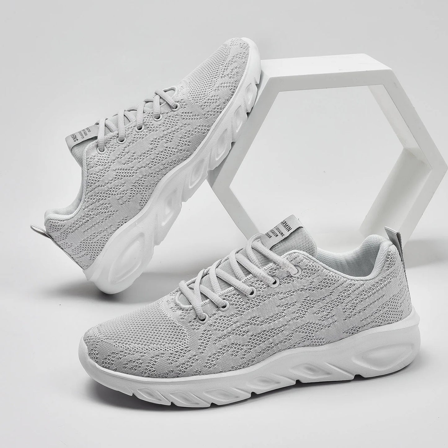 Maxim Sneakers