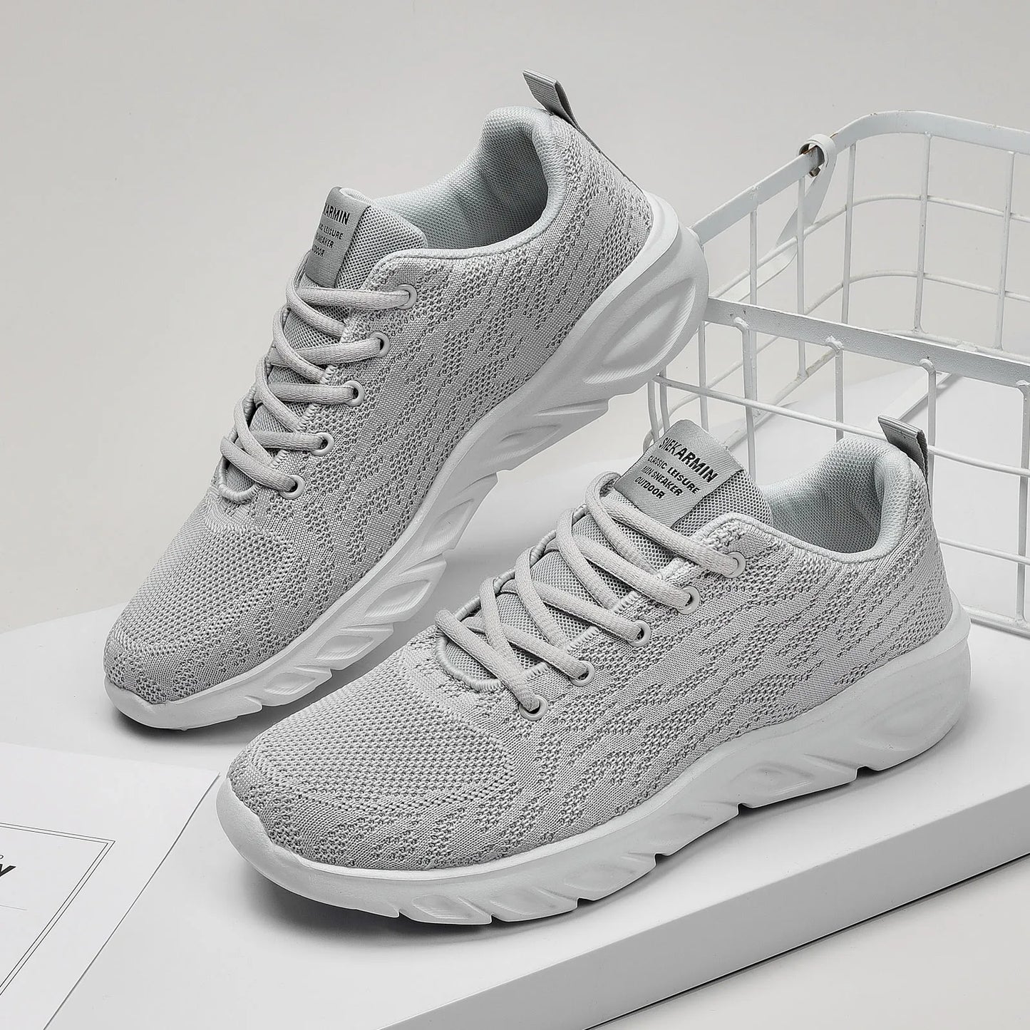 Maxim Sneakers