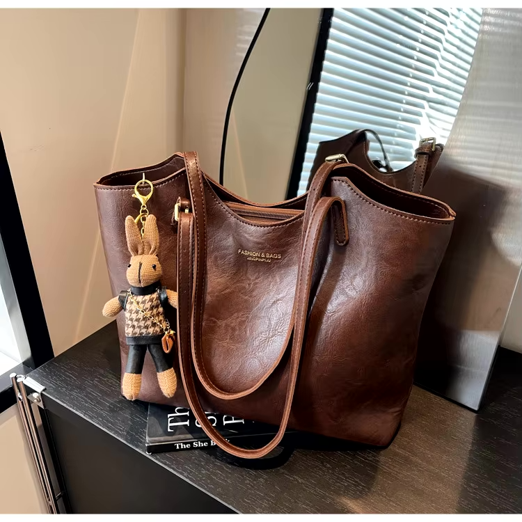 Marone | Rustic Edge Tote Bag