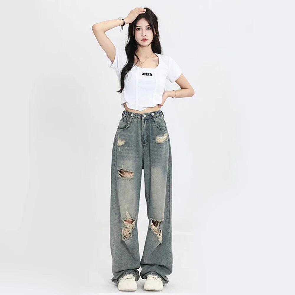 Cassi Distressed Jeans