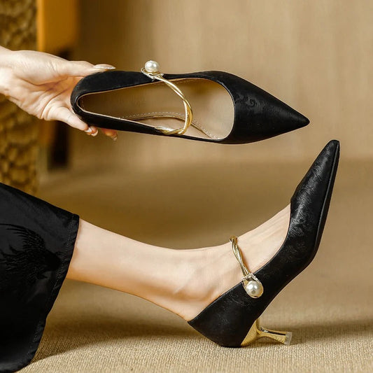 Monroe Kitten Heels